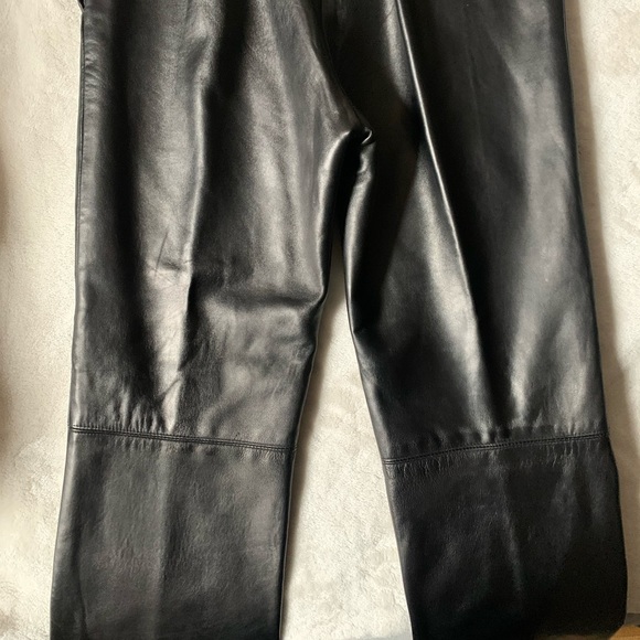 ❌ SOLD❌ INTERMIX LEATHER PANTS - Picture 5 of 7